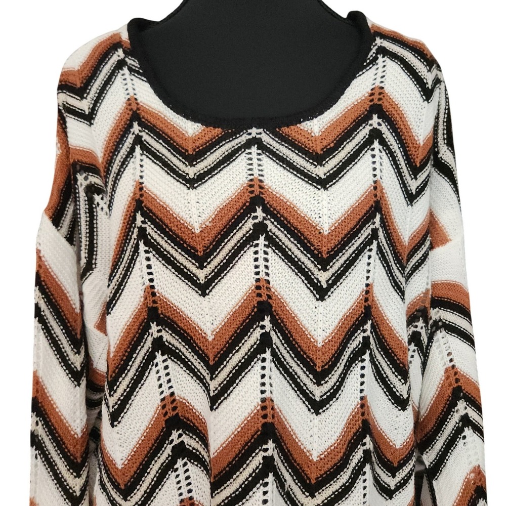 Chevron V-Neck Sweater in Brown & Cream - Picture 5 of 6